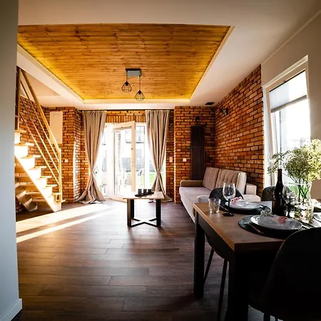 Chill Haus ,